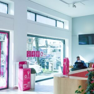 spazio-enel-via-gallarate-milano-sala-attesa